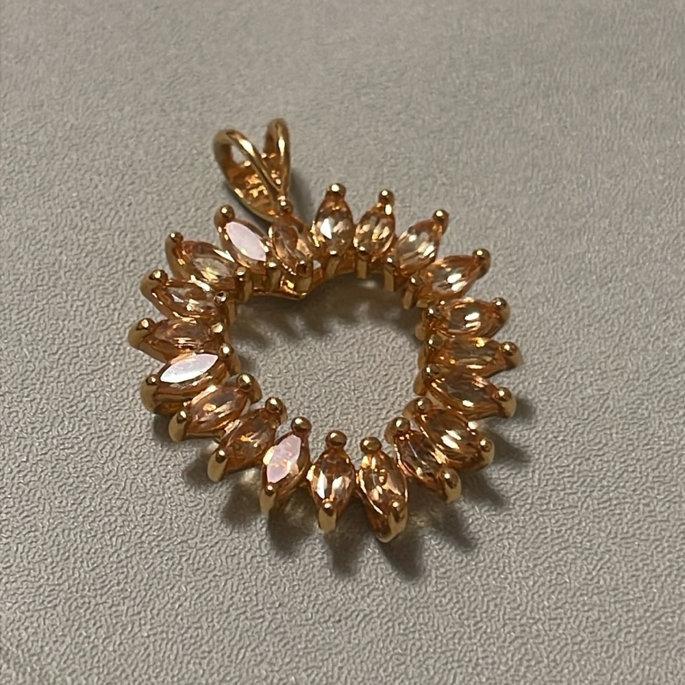 Elegant Sterling silver 925 gold toned Gemstone Heart Pendant Preowned - Picture 5 of 12